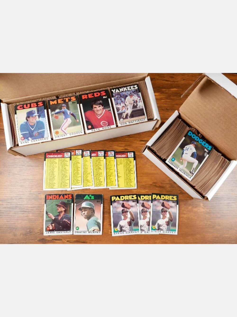 1986 TOPPS MLB Baseball Cards Set Lot of 930 Incomplete
